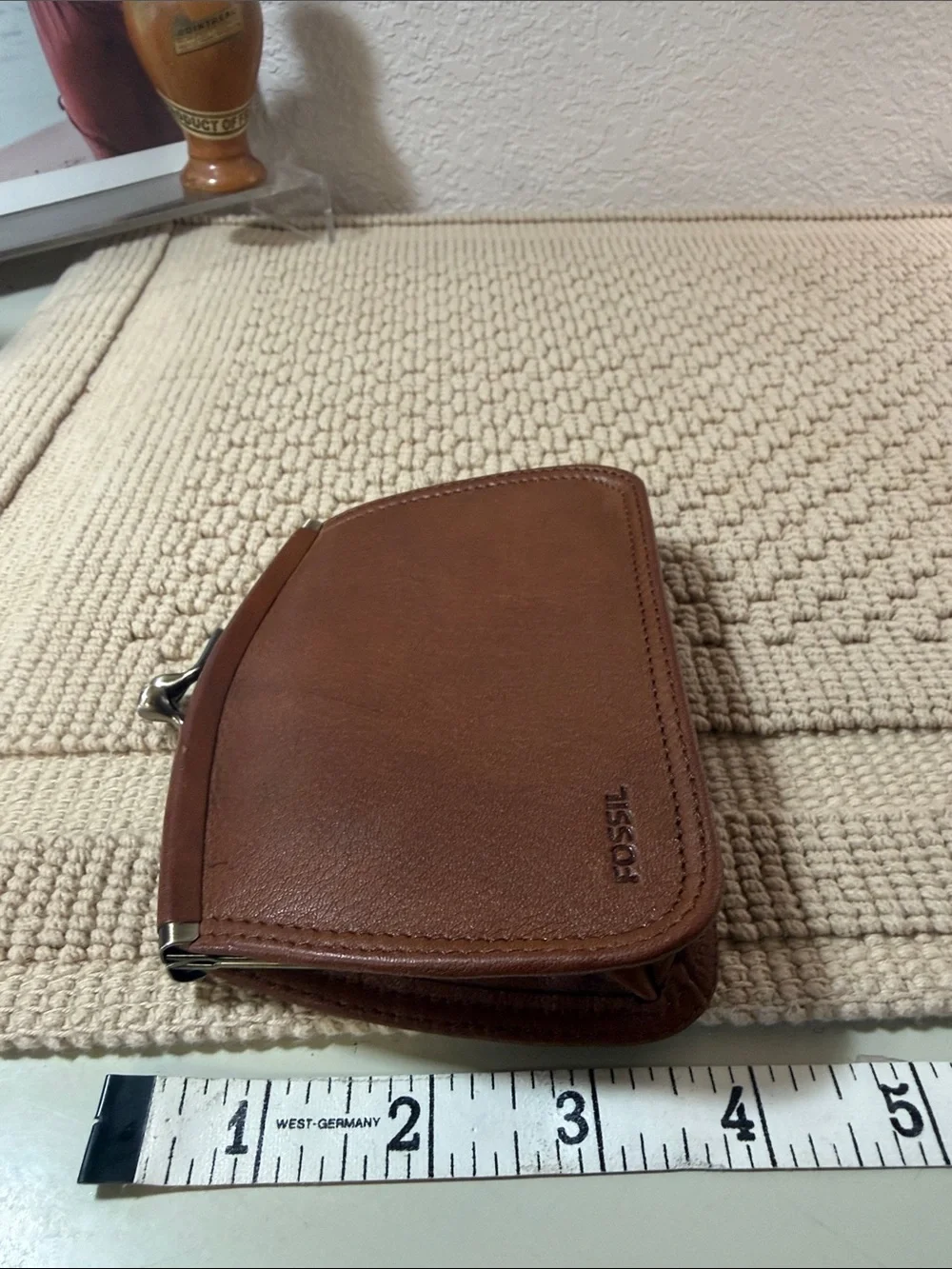 Vintage Fossil Brown Leather Kiss-Lock Coin Purse Card Holder